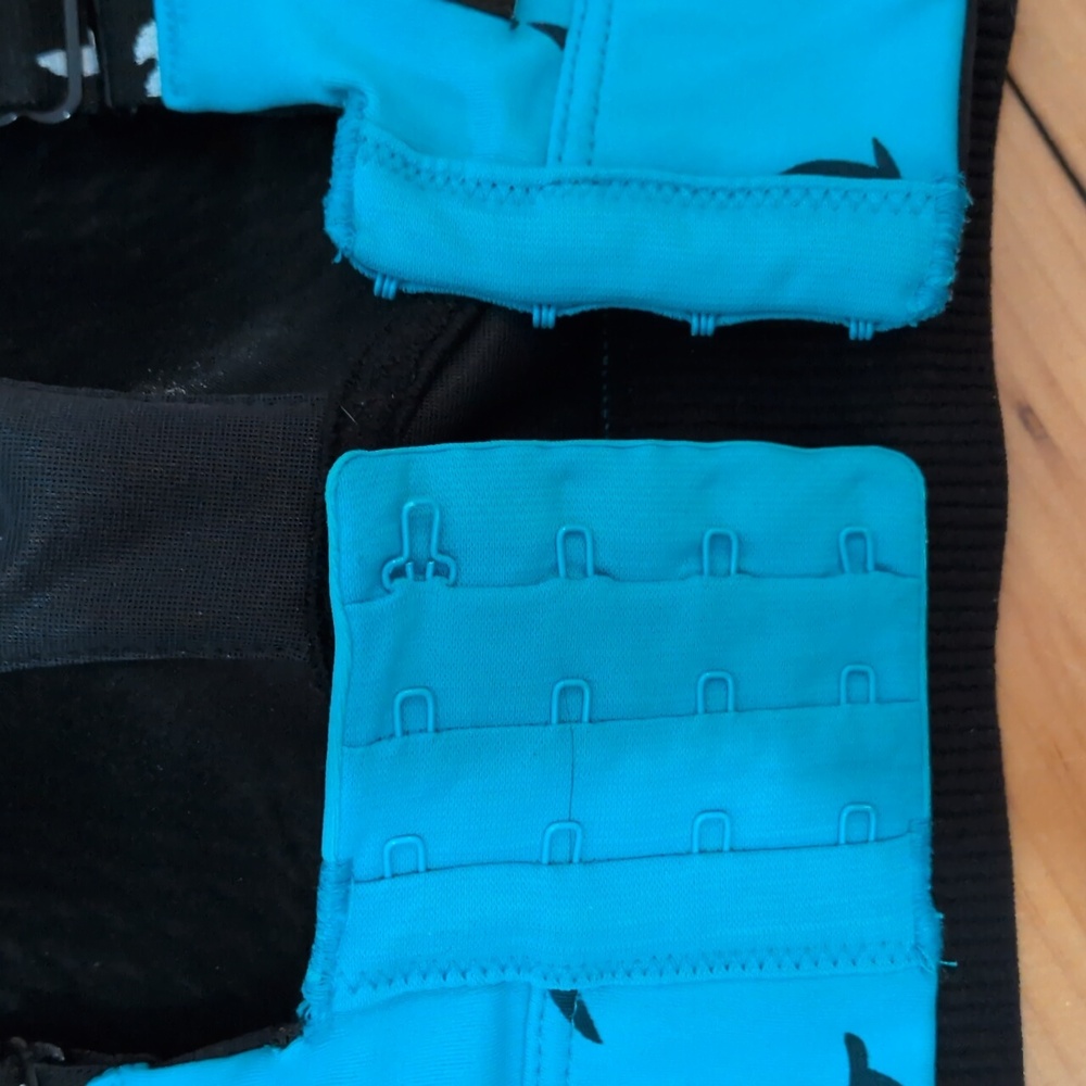 Oiselle Queen Bra 32DD - Picture 3 of 4